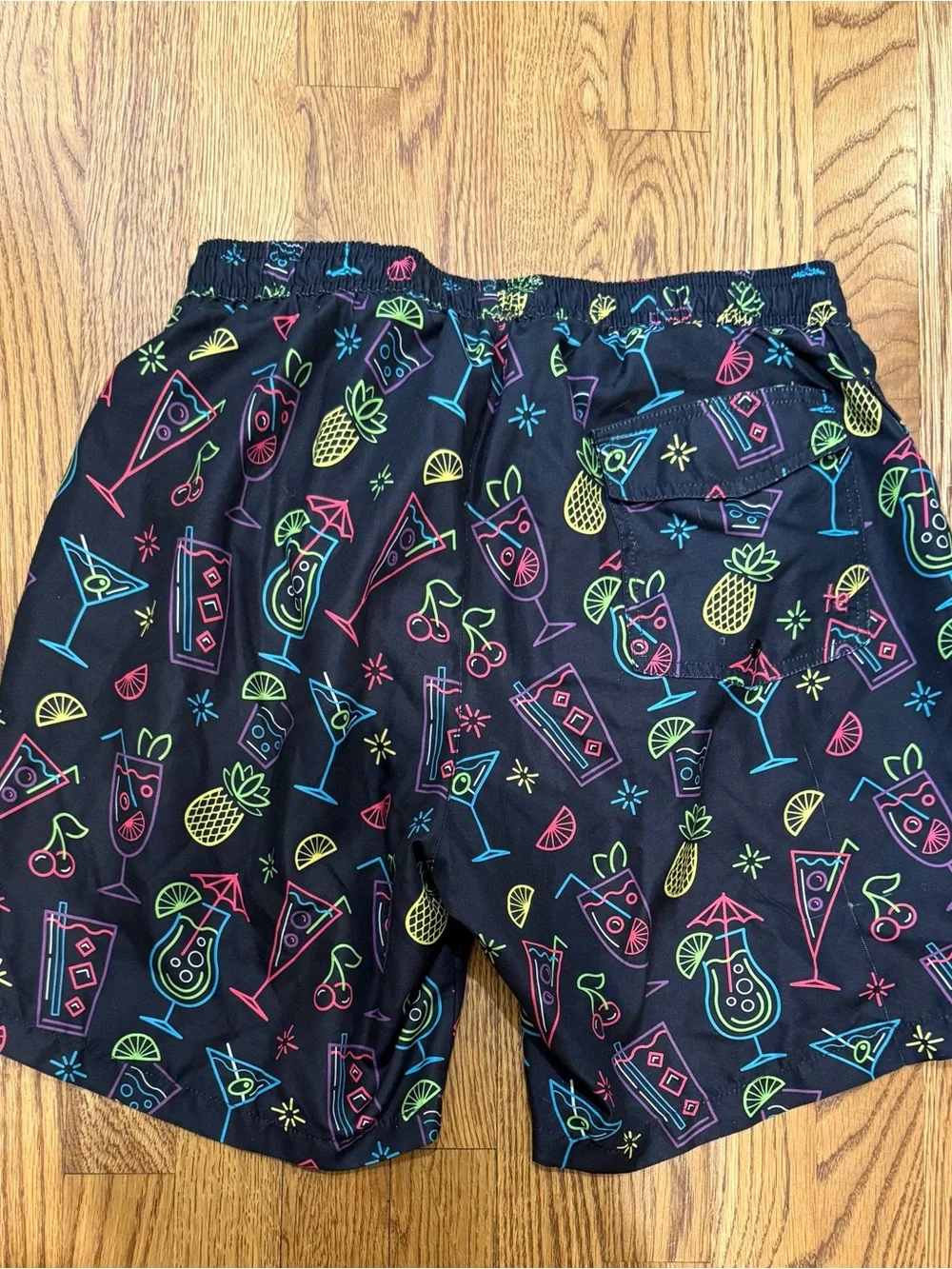 Tipsy Elves bold cocktail
